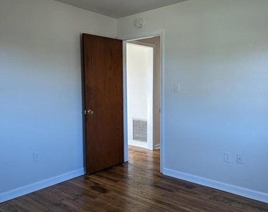 6520 Old Carolina Road - Photo Thumbnail 27