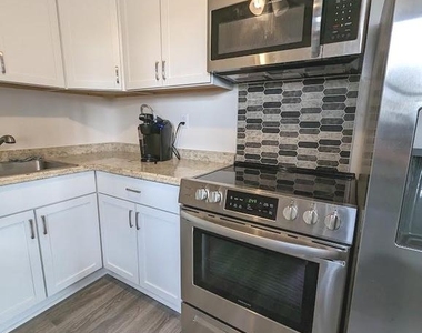 6520 Old Carolina Road - Photo Thumbnail 17