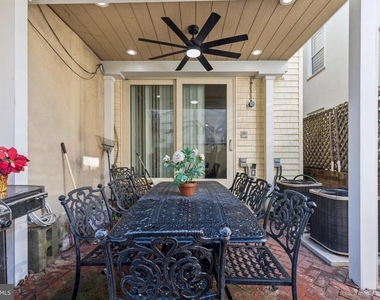 789 S 2nd Street - Photo Thumbnail 17