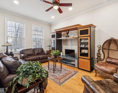 789 S 2nd Street - Photo Thumbnail 5