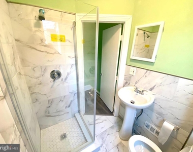1107 W Colona Street - Photo Thumbnail 2