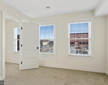 626 D Street - Photo Thumbnail 14