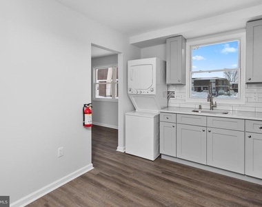 20-1 Florence Tollgate Place - Photo Thumbnail 6