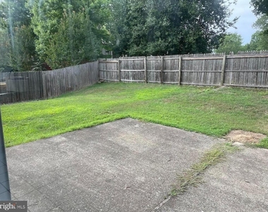 9129 Tulip Grove Road - Photo Thumbnail 11