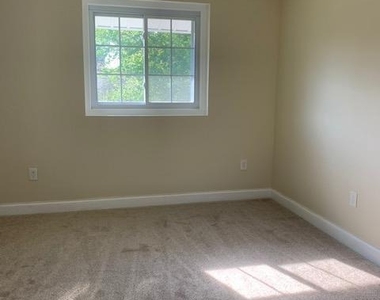 13807 Eastland Street - Photo Thumbnail 12