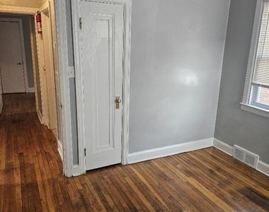 16505 Stansbury Street - Photo Thumbnail 3