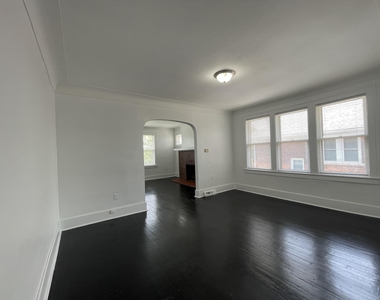 4708 Lakewood Street - Photo Thumbnail 7