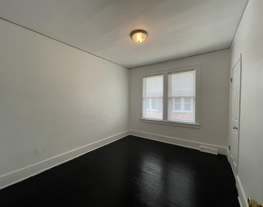 4708 Lakewood Street - Photo Thumbnail 10