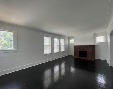 4708 Lakewood Street - Photo Thumbnail 4