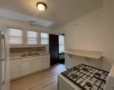 4708 Lakewood Street - Photo Thumbnail 8