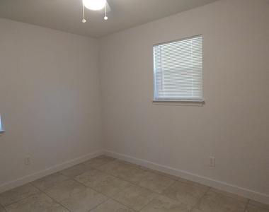 1510 Gordon St St - Photo Thumbnail 13