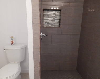1510 Gordon St St - Photo Thumbnail 8