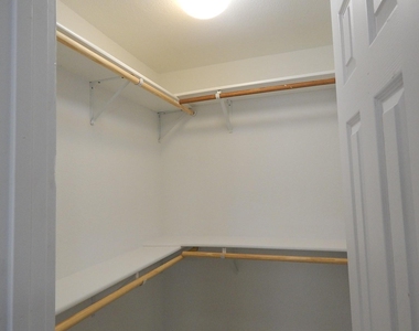 1510 Gordon St St - Photo Thumbnail 9