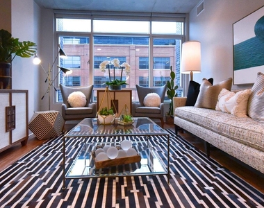 511 S Mangum Street - Photo Thumbnail 18