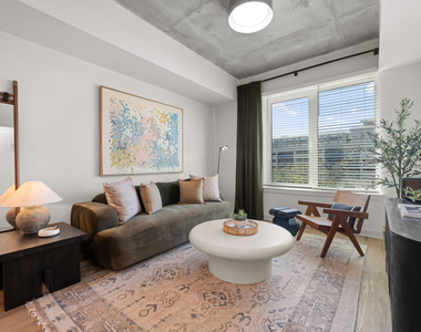 222 N West Street - Photo Thumbnail 10