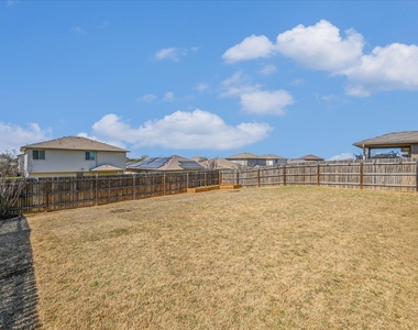 725 Pinnacle Dr - Photo Thumbnail 19