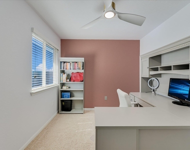 725 Pinnacle Dr - Photo Thumbnail 15