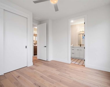 4513 S 3rd St - Photo Thumbnail 16