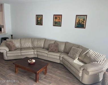 1685 Bridger Trace - Photo Thumbnail 5