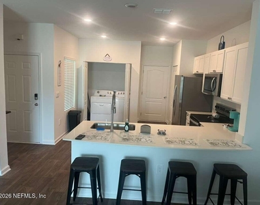 1685 Bridger Trace - Photo Thumbnail 11