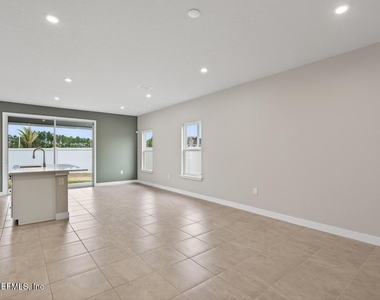 20 Sabal Court - Photo Thumbnail 2