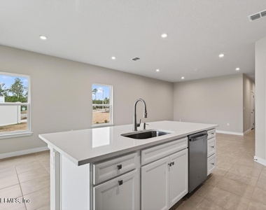 20 Sabal Court - Photo Thumbnail 8