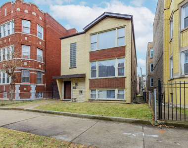 7637 S Essex Avenue - Photo Thumbnail 2