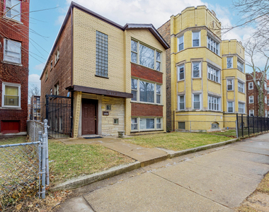 7637 S Essex Avenue - Photo Thumbnail 1