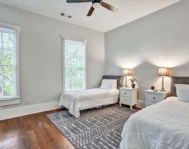 10671 Serenbe Lane - Photo Thumbnail 24