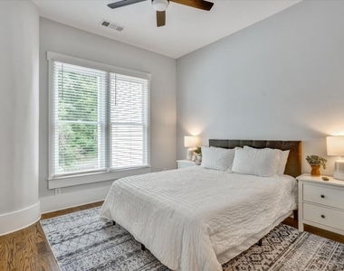 10671 Serenbe Lane - Photo Thumbnail 20