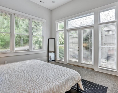 10671 Serenbe Lane - Photo Thumbnail 12