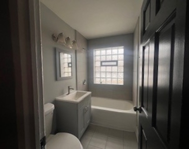 2254 W Garfield Boulevard - Photo Thumbnail 5