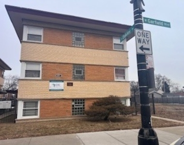 2254 W Garfield Boulevard - Photo Thumbnail 12