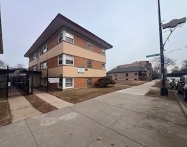 2254 W Garfield Boulevard - Photo Thumbnail 13