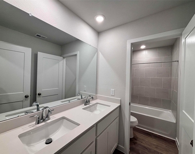 32506 Timber Point Drive - Photo Thumbnail 9