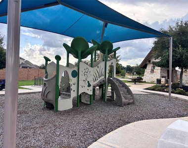32506 Timber Point Drive - Photo Thumbnail 8