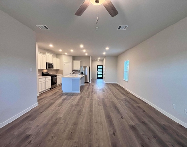 32506 Timber Point Drive - Photo Thumbnail 2