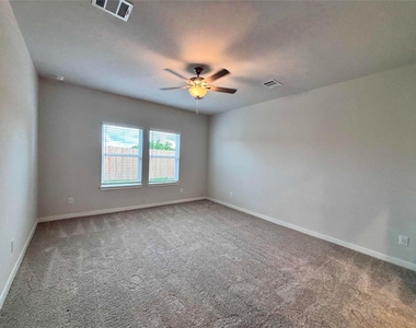 32506 Timber Point Drive - Photo Thumbnail 11
