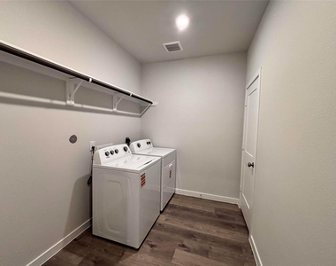 32506 Timber Point Drive - Photo Thumbnail 23