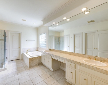 1502 Ashbury Park Lane - Photo Thumbnail 25
