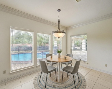 1502 Ashbury Park Lane - Photo Thumbnail 18