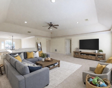 1502 Ashbury Park Lane - Photo Thumbnail 30