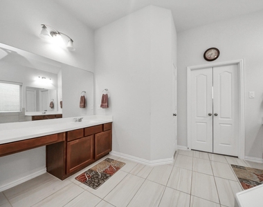 3512 Jasperstone Lane - Photo Thumbnail 36