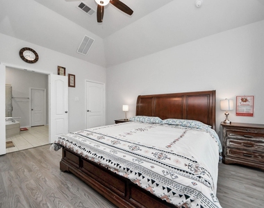 3512 Jasperstone Lane - Photo Thumbnail 32