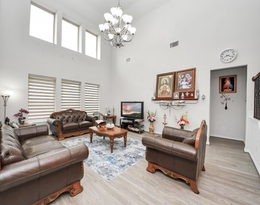 3512 Jasperstone Lane - Photo Thumbnail 24