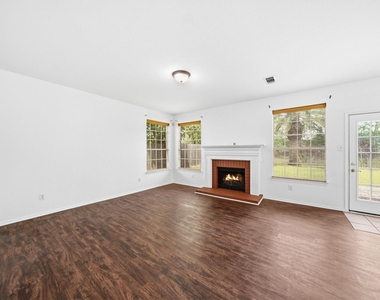 4323 Ringrose Drive - Photo Thumbnail 16