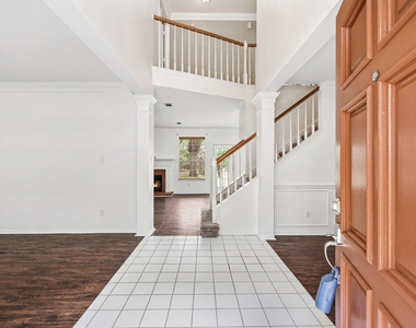 4323 Ringrose Drive - Photo Thumbnail 3