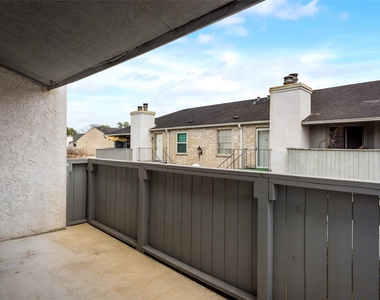 8787 Brae Acres Road - Photo Thumbnail 13