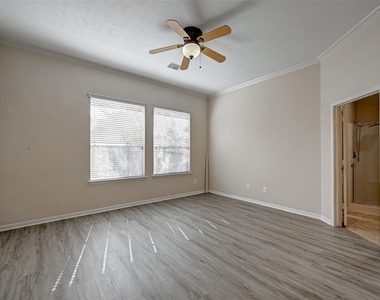 6923 Grants Hollow Lane - Photo Thumbnail 31