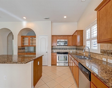 6923 Grants Hollow Lane - Photo Thumbnail 18